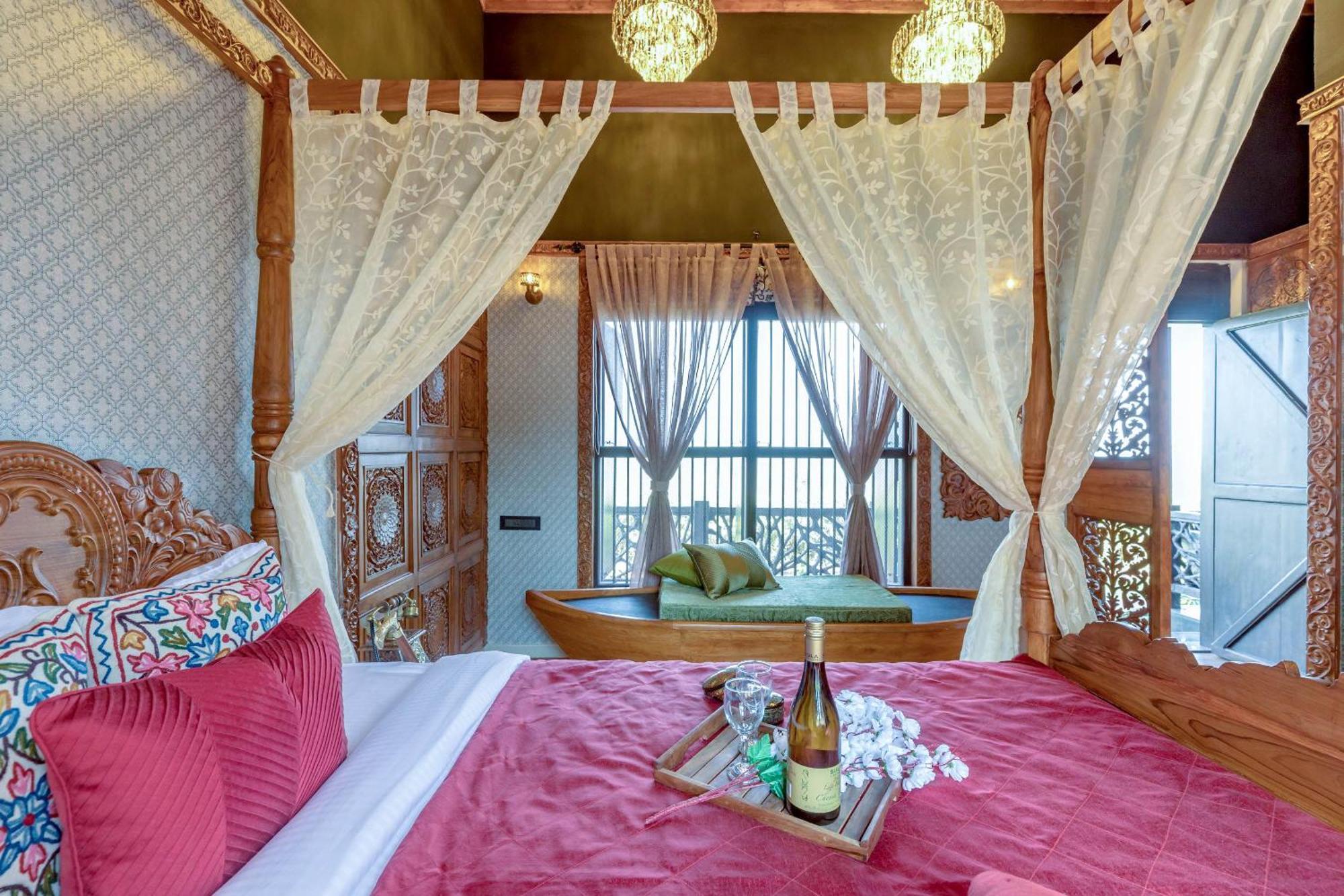 Dio Regaalo Theme Resort, Ratnāgiri Dış mekan fotoğraf